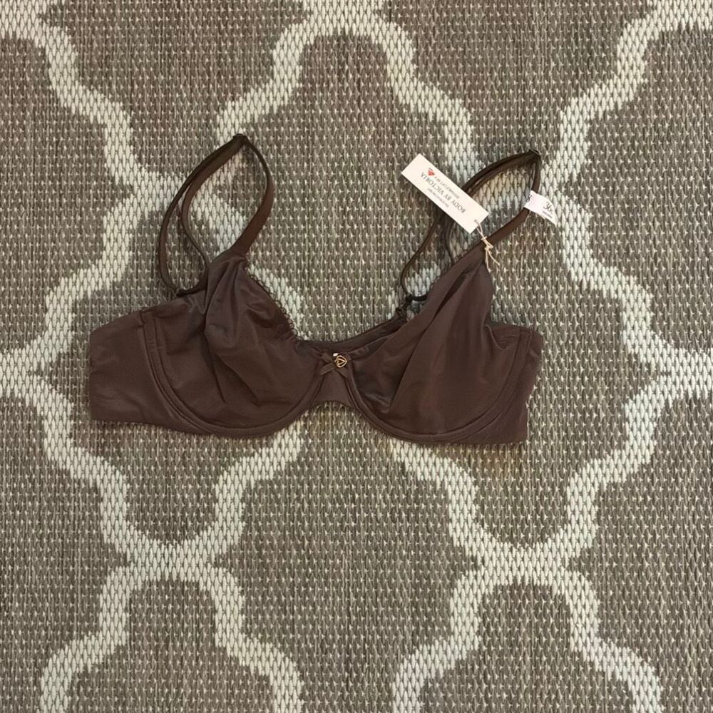 Victoria Secret body by Victoria Unlined Demi bra size 36C